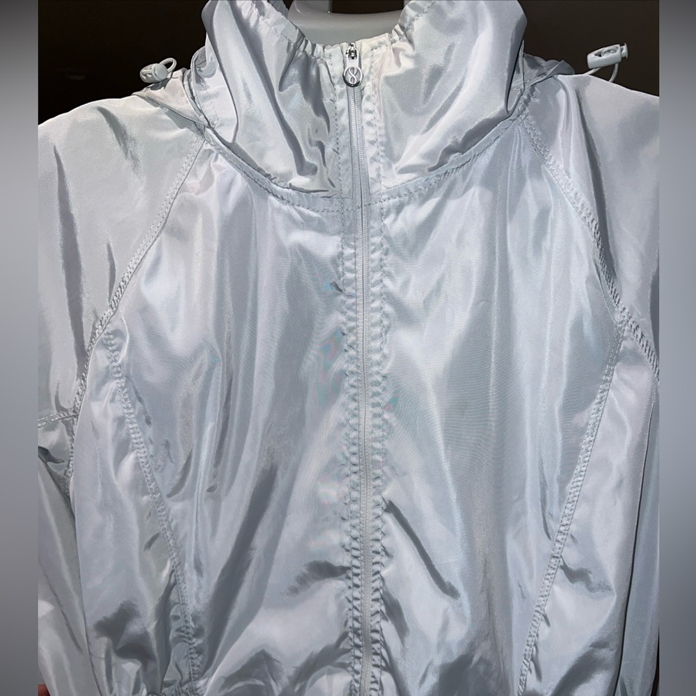 Layer 8 Women's Qwick Dry light ice-blue windbreaker rain coat with hidable hood